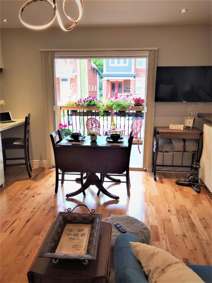 Ottawa Downtown Executive Apartment Retreat With Private Balcony Near Bank Street - Sleep Max 2 Exterior photo